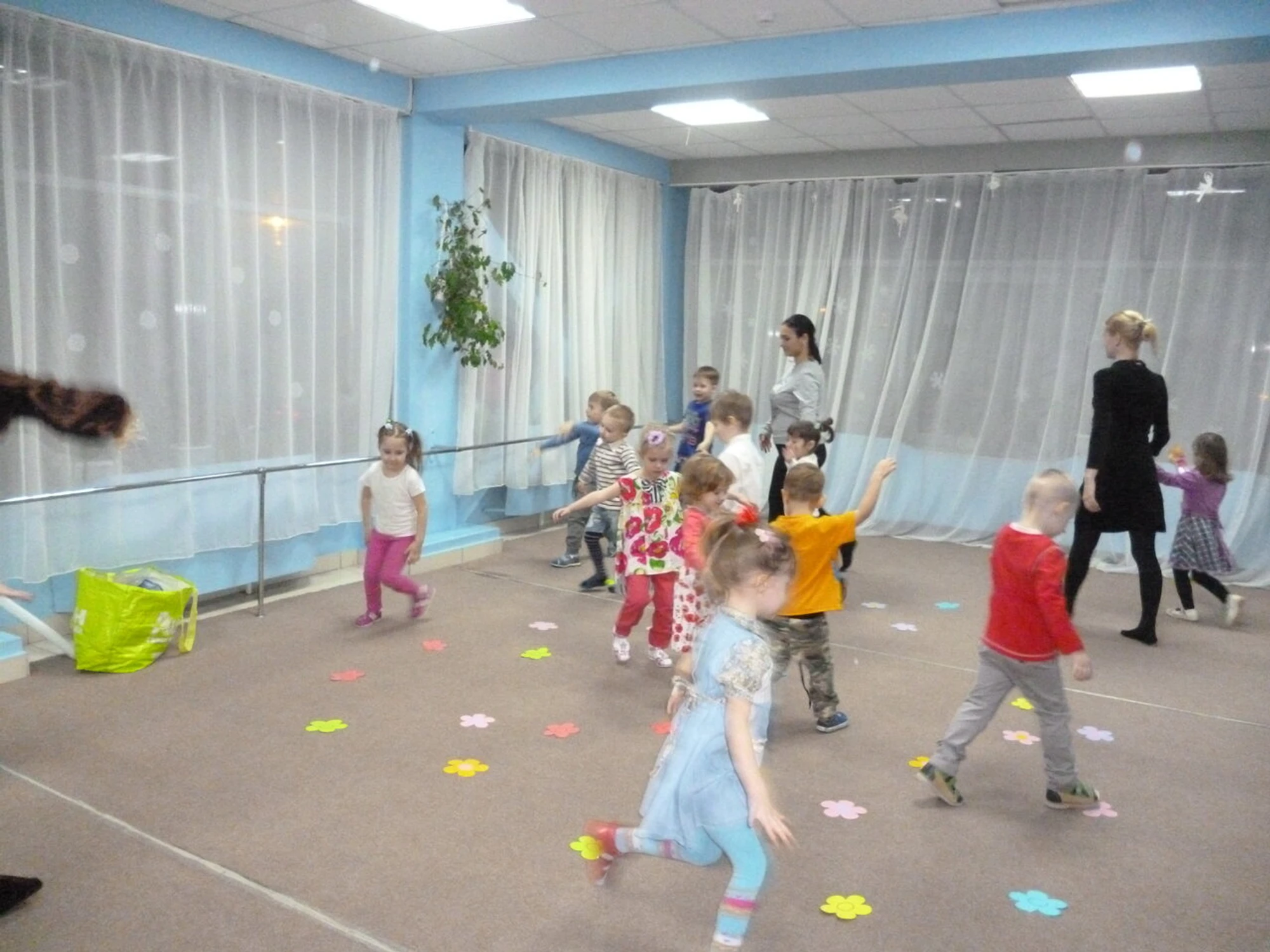 Остров Детства (Клуб для детей и подростков )
