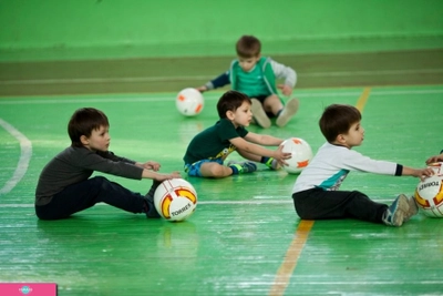 "Смена", футбол для детей 3-6 лет на Круговой, Омск 