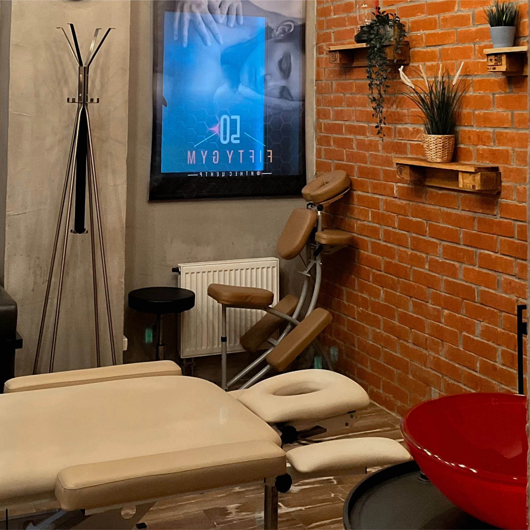 Relax-массаж в фитнес-клубе 50GYM