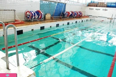 Бассейн при комплексе Волгоградских профсоюзов, занятия плаванием для детей от 1 года, Волгоград 