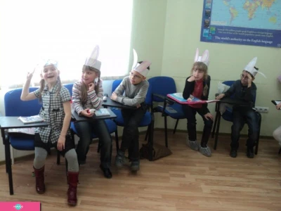 "Oxford English Academy" (Оксворд Инглиш Академия), центр изучения английского языка в районе Луговой, Владивосток 