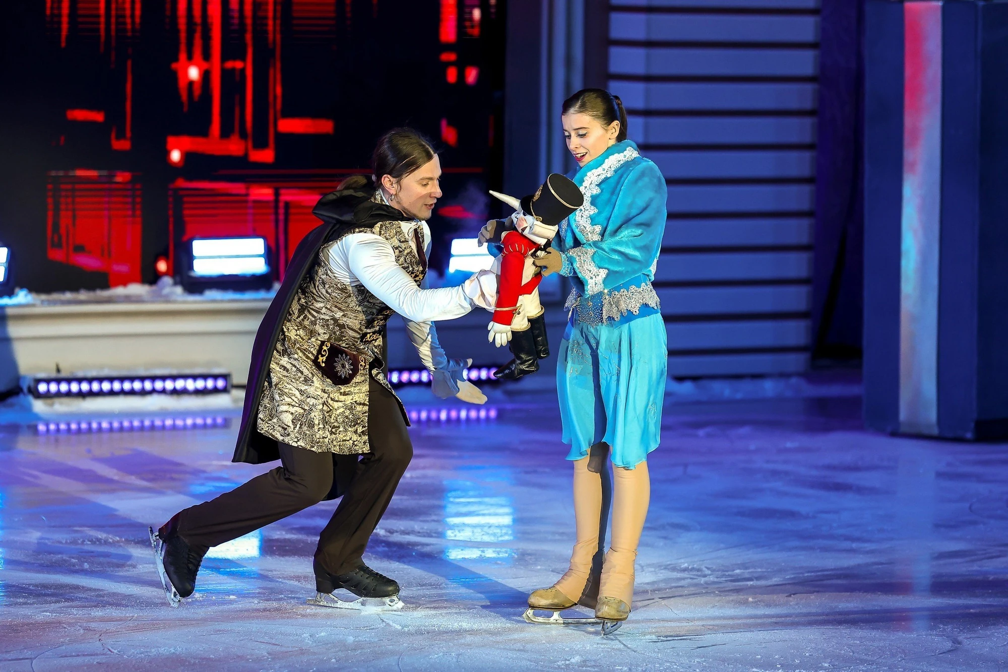 "Щелкунчик" на льду с олимпийской чемпионкой Еленой Бережной