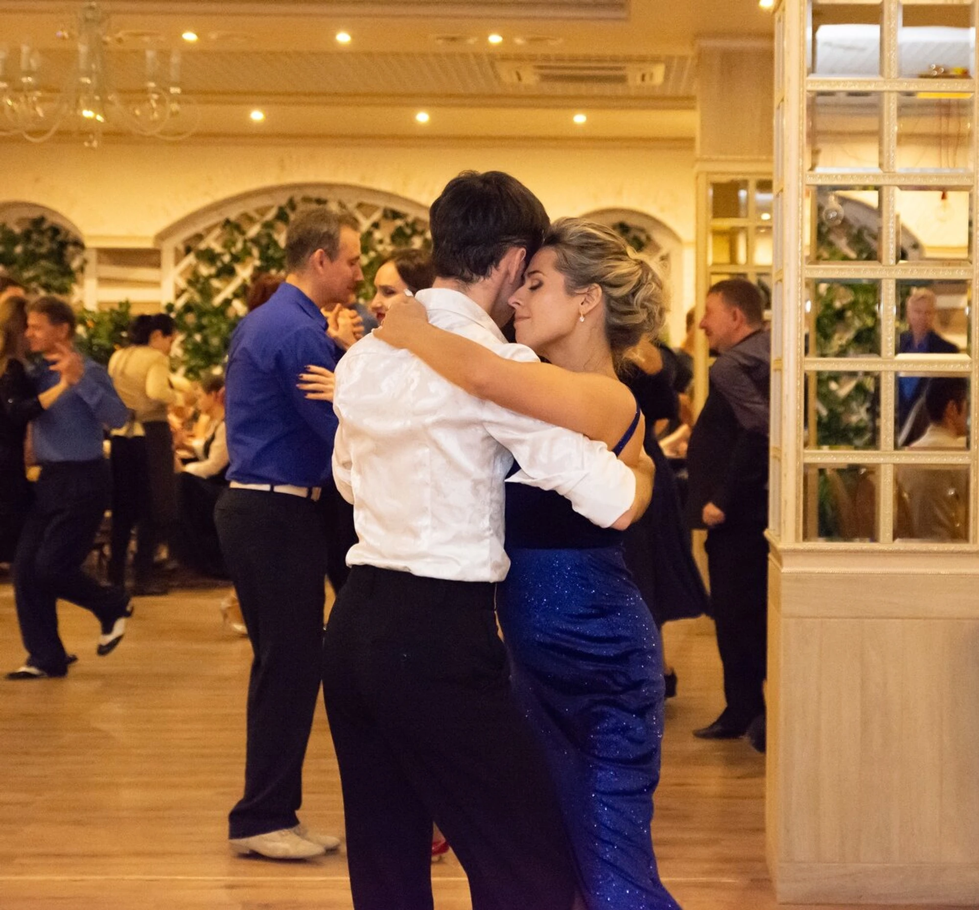 El Tango (Школа танцев)