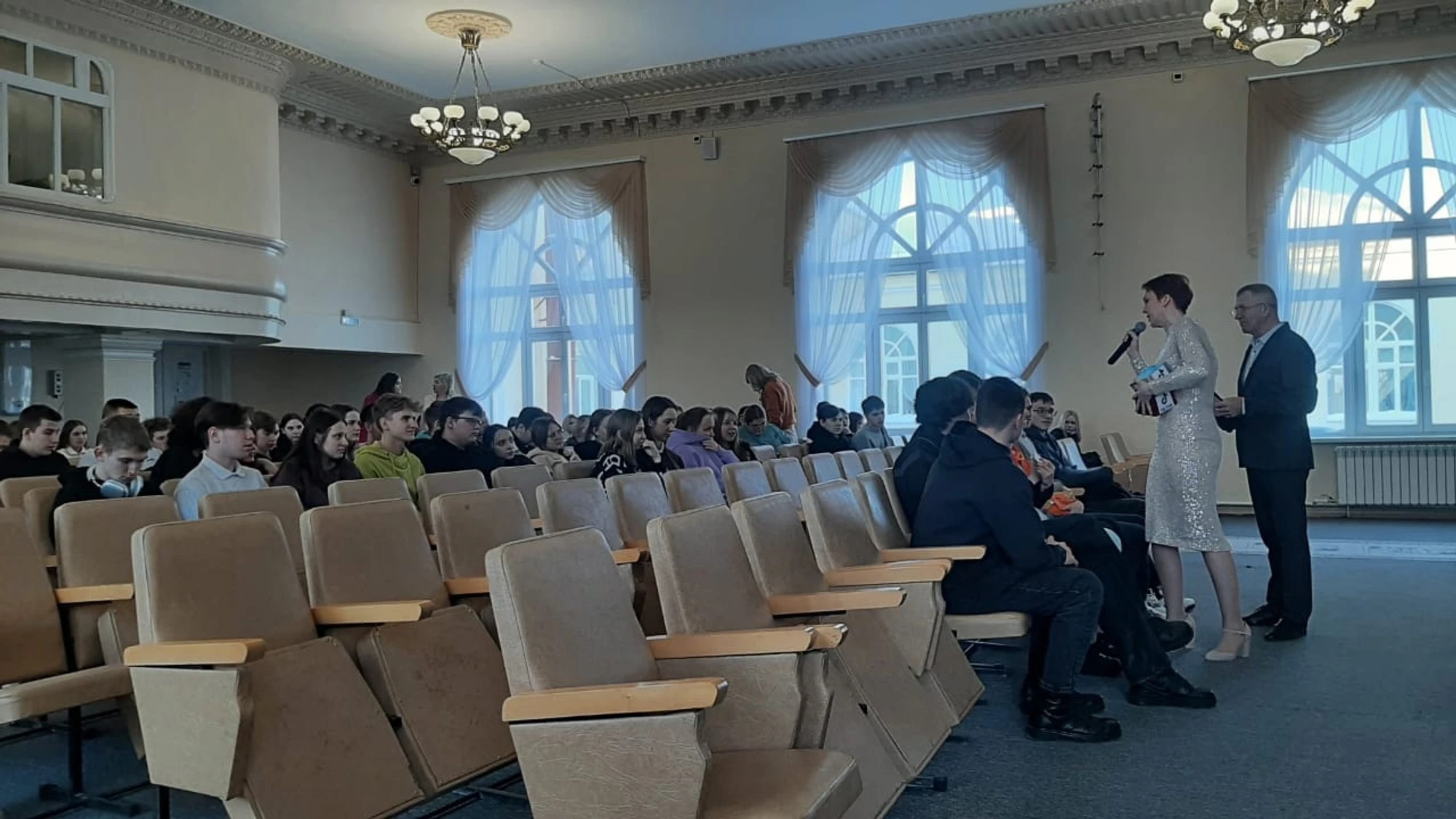 Дворец культуры "Металлург" в мкрн Чкаловский, г. Каменск-Уральский