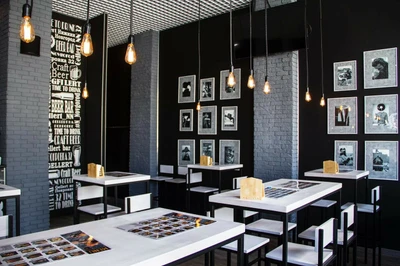 Gellert Bar (Бар, паб )