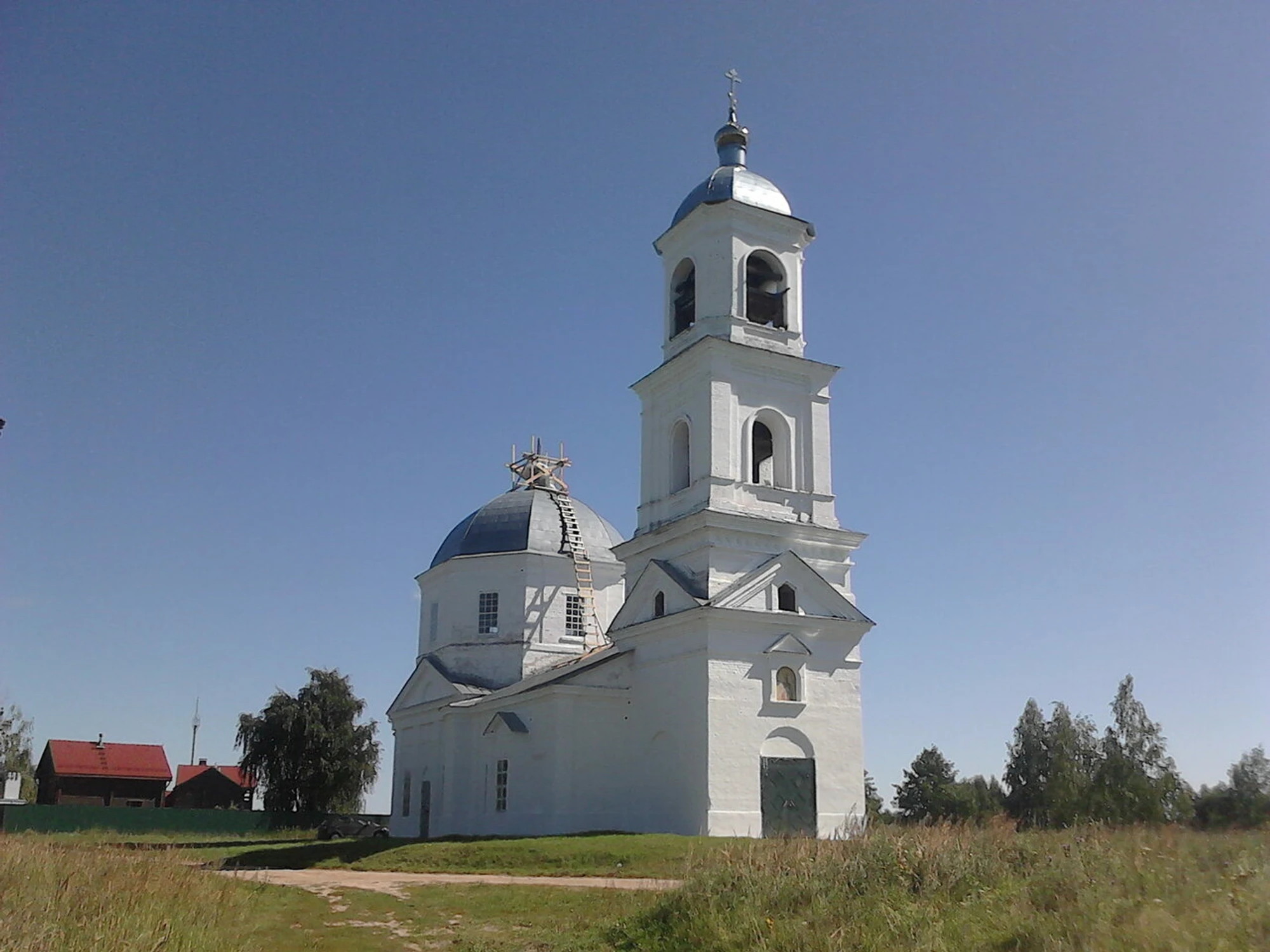 Церковь Покрова Пресвятой Богородицы в Сельской Мазе (Православный храм)