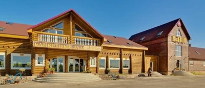 Гостевой комплекс Поляна (Дом отдыха)