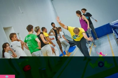 Wow Sport, "Вау Спорт", батуты и акробатика для детей от 4 лет и взрослых в Петроградском районе, СПб