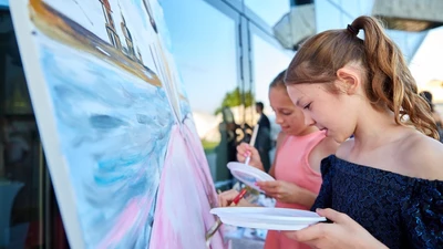 Детский день рождения в студии "Я творю" в Санкт-Петербурге