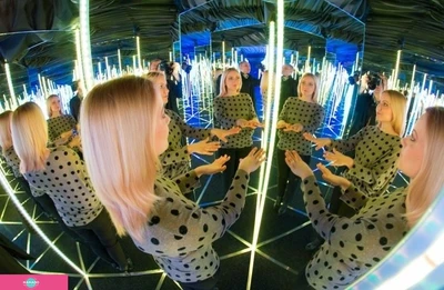 "Иллюзия", дом аттракционов, комната смеха, страйкбольный тир, зеркальный лабиринт и салон бабочек во Владивостоке 