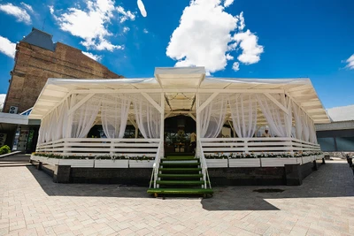 "Хурма и мандарин" (Ресторан)