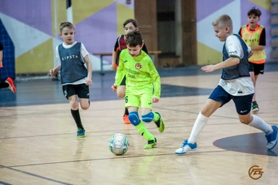 Детская футбольная школа "First Football School" г. Екатеринбург (ТРЦ Академический)