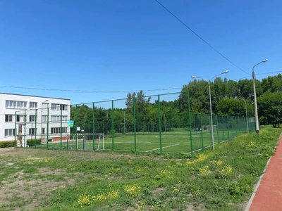 Футбольное поле (Спортплощадка, воркаут)