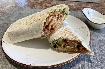 Юнус Халяль (Кафе )