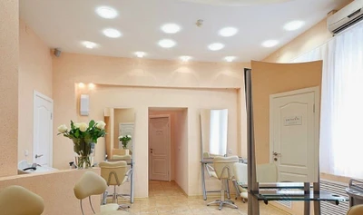 Академи (Салон красоты )