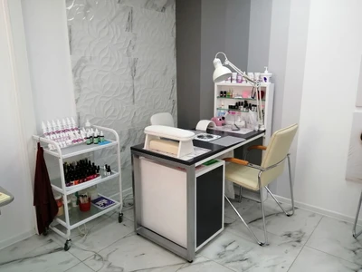 Студия красоты Déesse (Ногтевая студия )