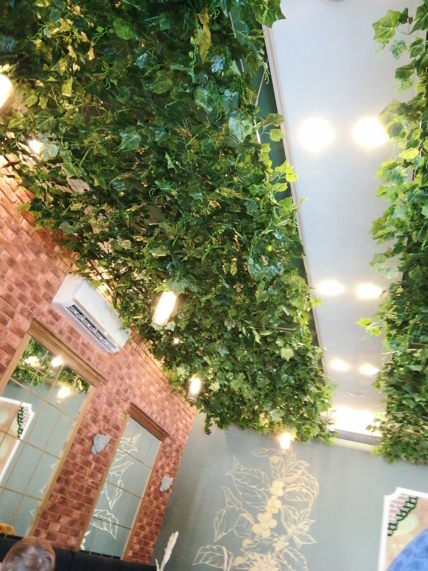 Cafe Nazari (Кафе)
