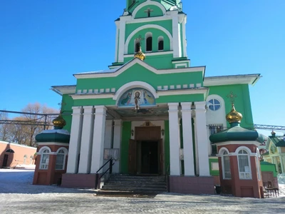 Приход Святых Царственных Мучеников (Православный храм)