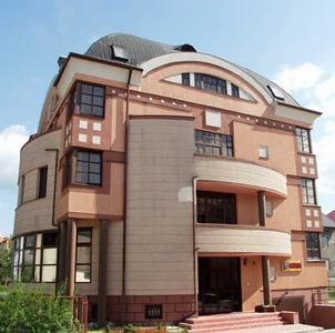 Альбертина (Жильё посуточно)