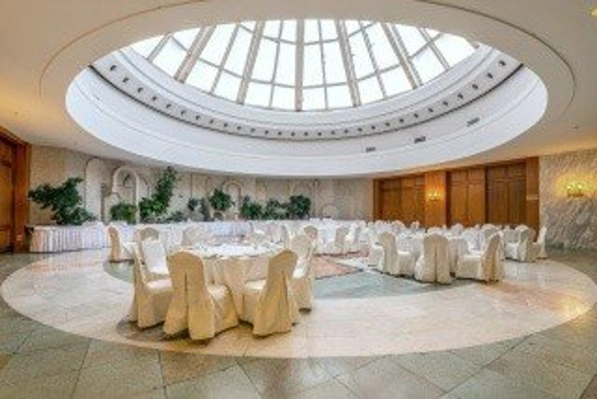 "Скидка 15% на проживание для именинников" в "Президент-Отеле"