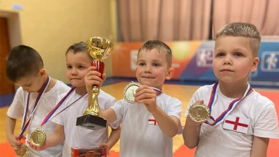 Футбольная Академия БОМБАРДИР для детей от 3 лет