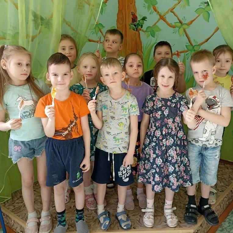 МДОУ "ЦРР - детский сад "Улыбка", Качканар, 5а мкр., 16