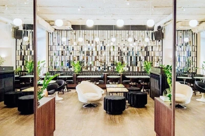 Mo friends bar & dining (Ресторан )