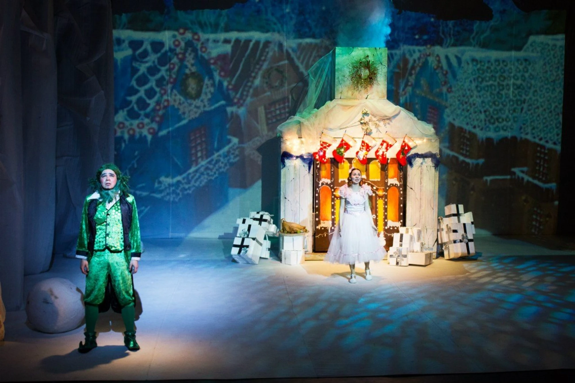 Театр "Плоды Просвещения" в ТРК "Гранд Каньон"