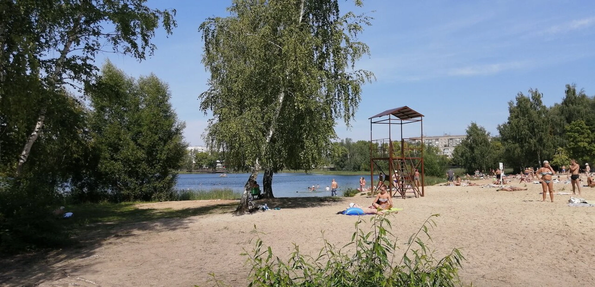 На Светлоярском озере (Пляж)