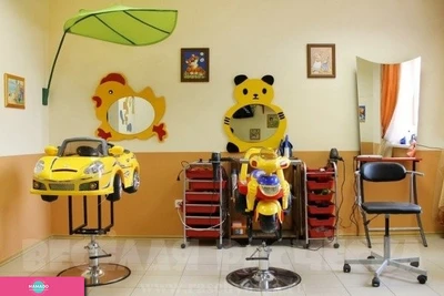 "Веселая расческа", детская парикмахерская в ТЦ "Южный", детский маникюр, плетение косичек, Казань 