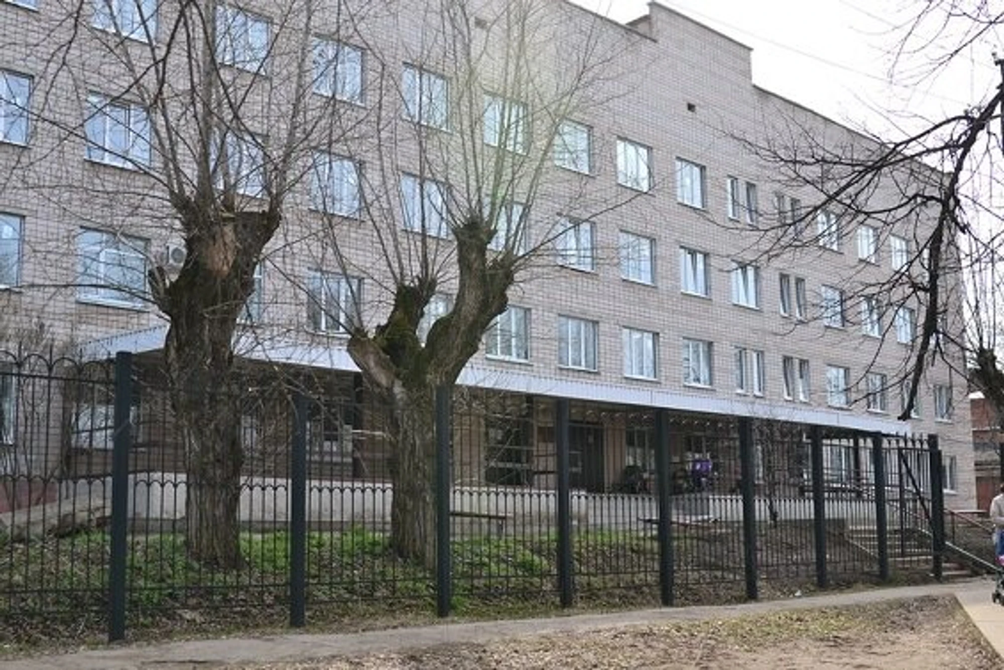 Буз УР Воткинская ГДБ МЗ УР (Детская поликлиника)