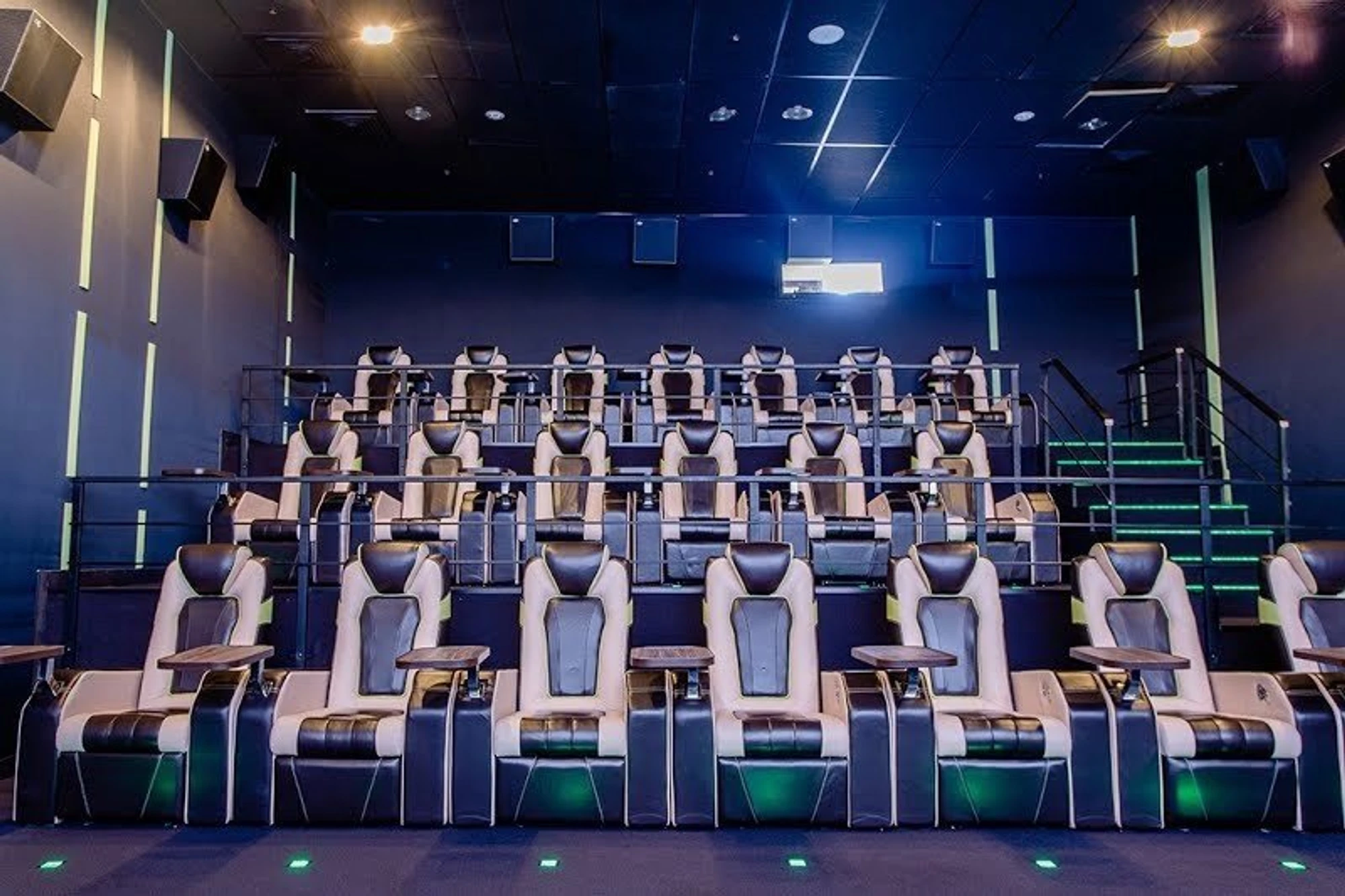 "Labirint", кинотеатр с игровой зоной в ТРЦ "Лабиринт", Жуковка