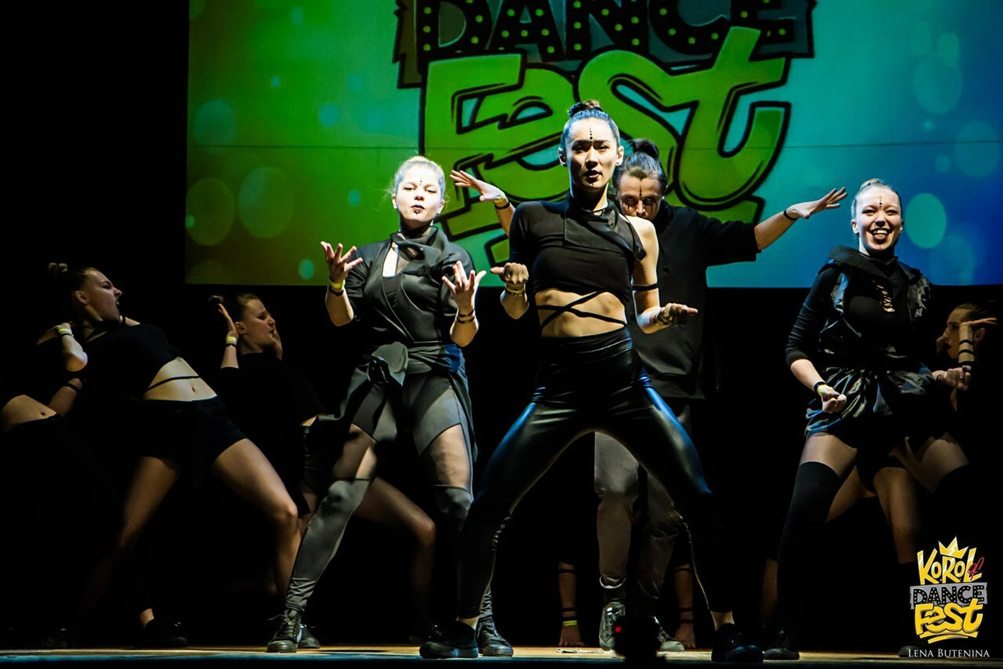 Vinyl Dance Family (Школа танцев)