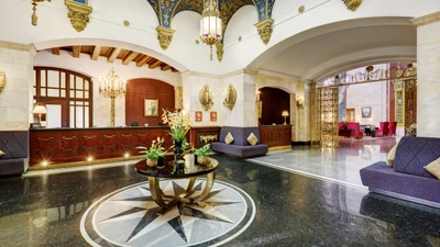 "Hilton Moscow Leningradskaya", фешенебельный 5-звездный отель Москвы