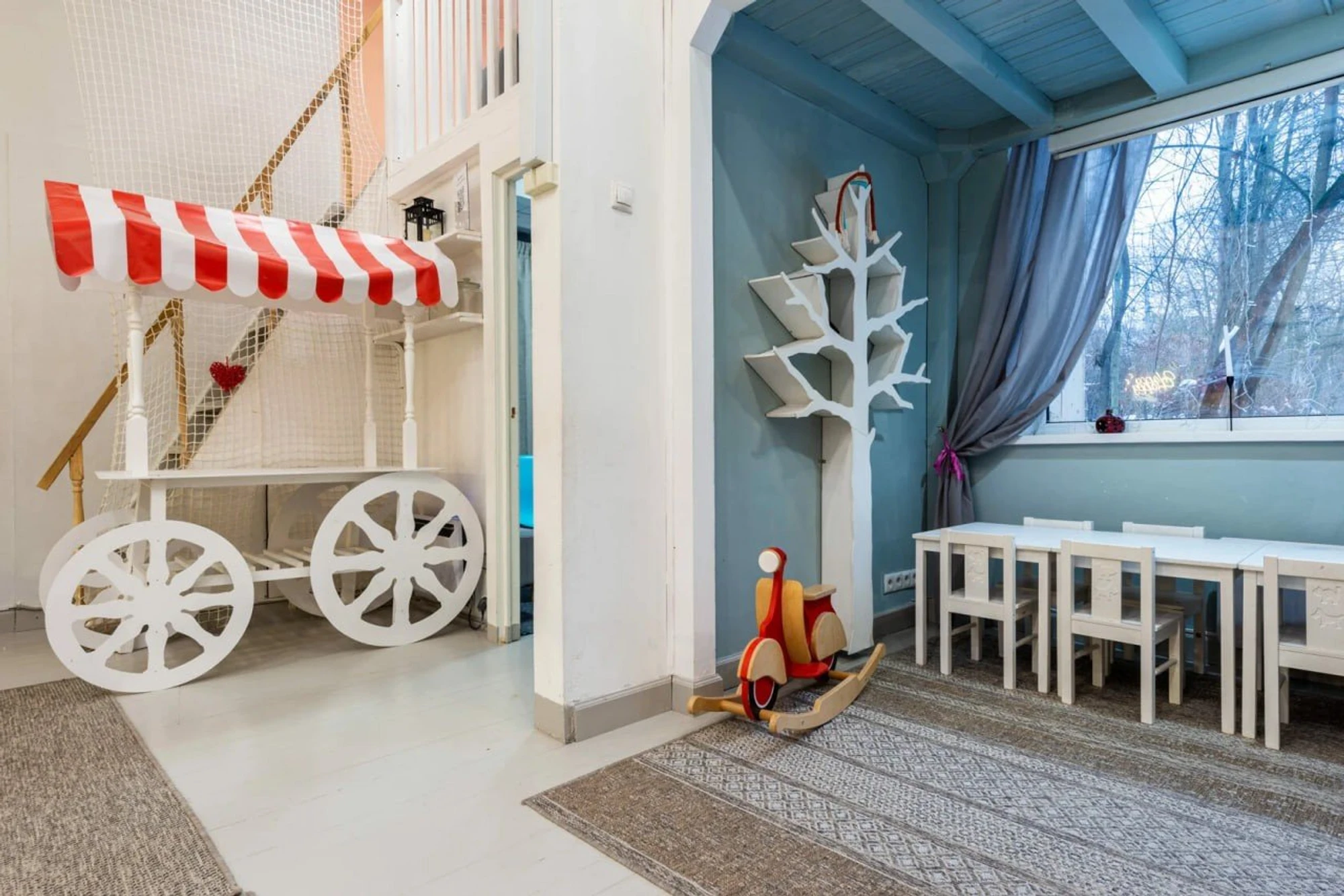 "Baby space", детские лофты для праздников с летней верандой в центре Москвы
