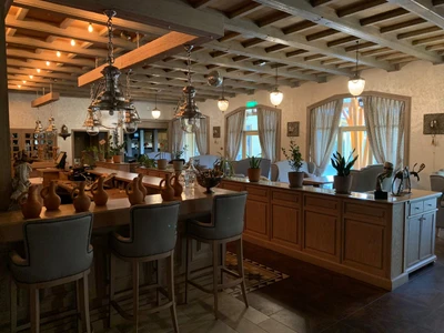 Лесной (Ресторан  с детской комнатой)