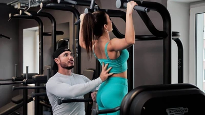 "A-Fitness" на Марата, фитнес-клуб премиум-класса с бассейном и высокотехнологичными тренажерами