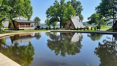 Ривер глэмпинг (Кемпинг)