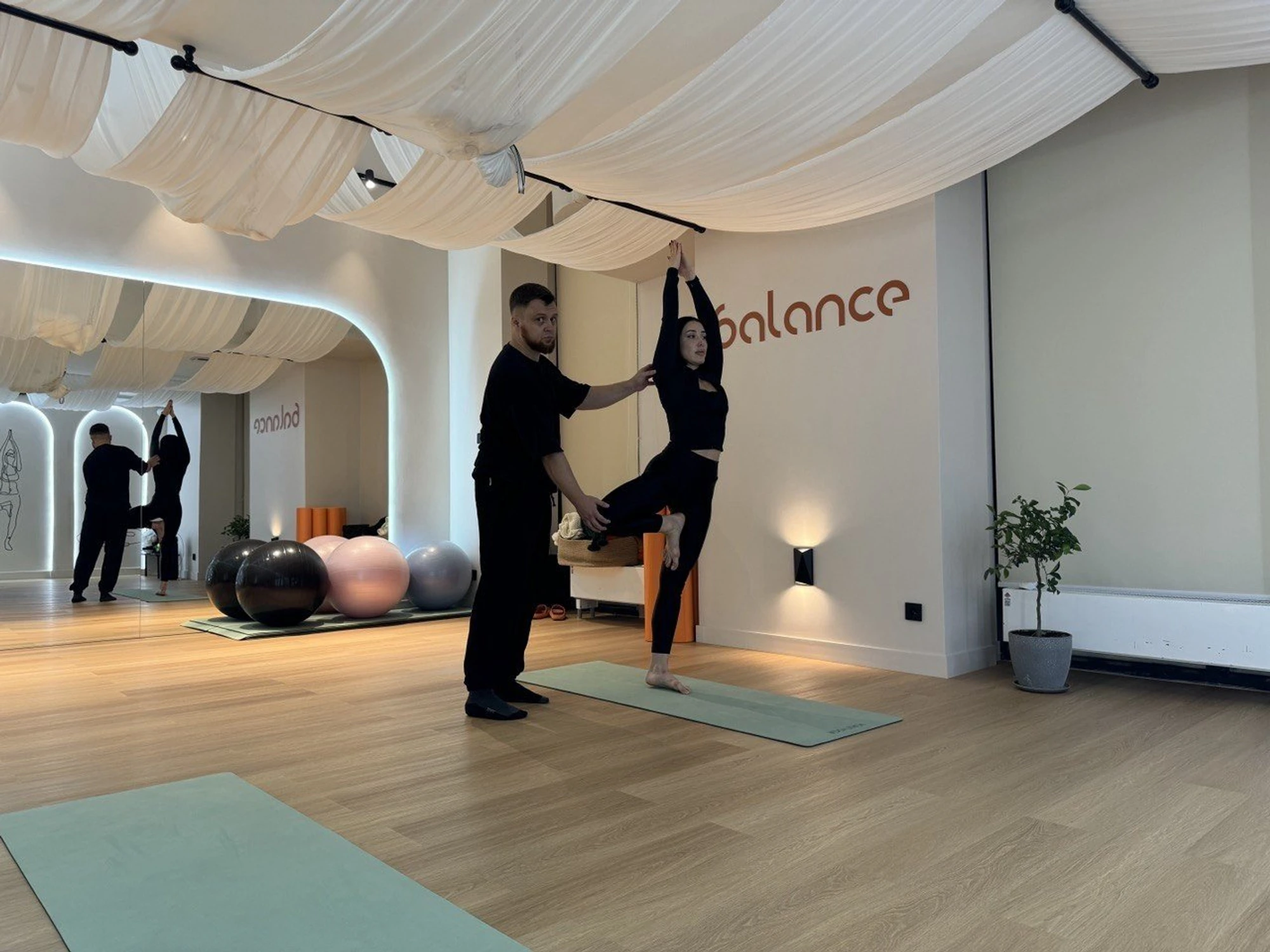Скидка 5% при покупке абонемента по окончанию прежнего в центре "MamBalance"