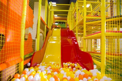 Чудоград (Развлекательный центр )