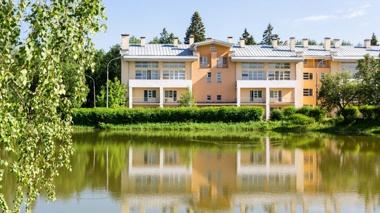 Тропикана Парк, современный загородный комплекс в живописном месте Подмосковья