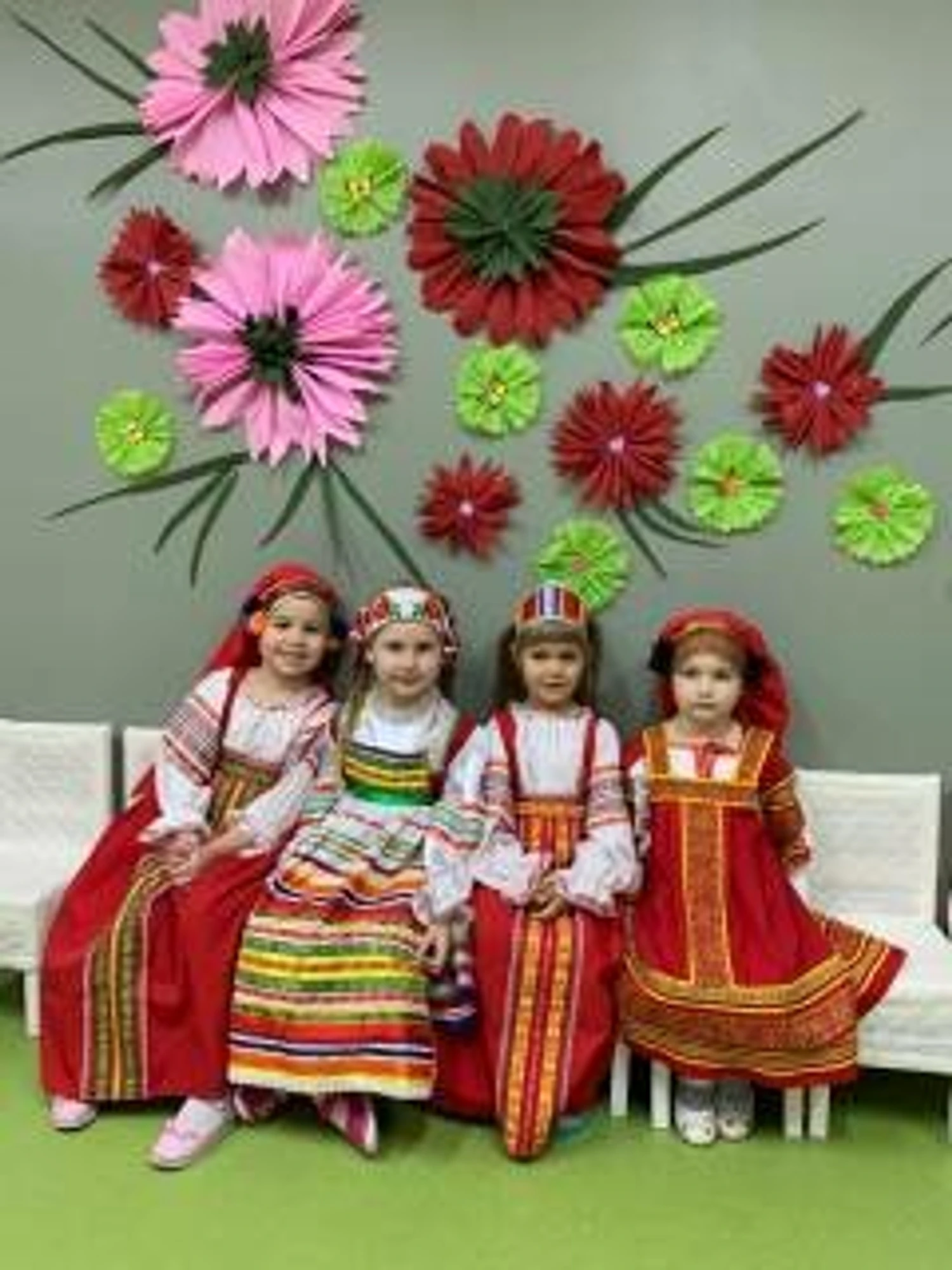 Клуб 1+ Крошки-Ладошки (Клуб для детей и подростков )
