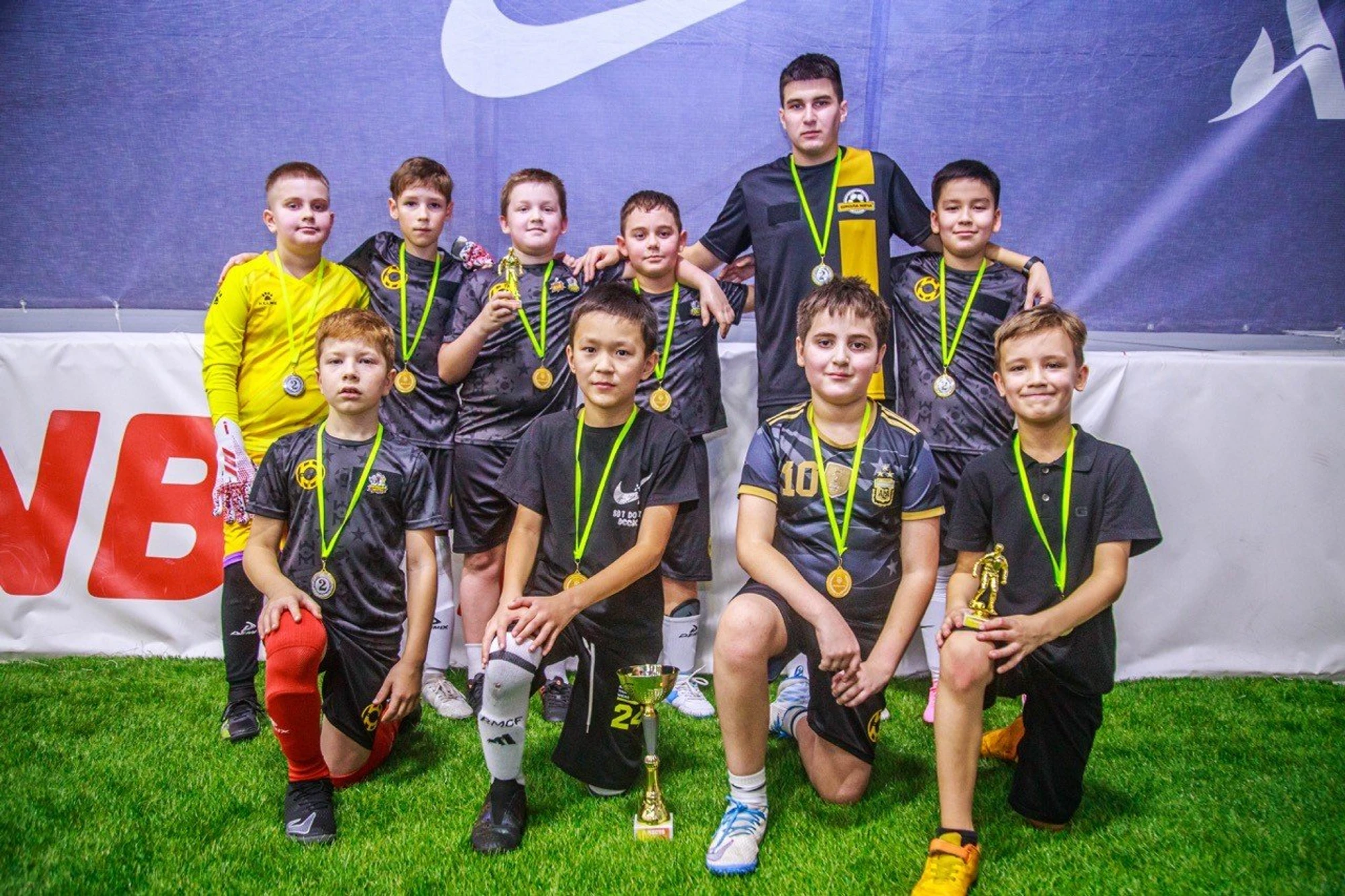 Школа мяча Люберцы - футбольная школа для детей от 4 до 14 лет