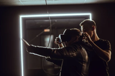 Escape (Клуб виртуальной реальности )