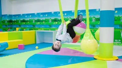 Сеть детских игровых площадок "КидсПарк" в ТРЦ Кит