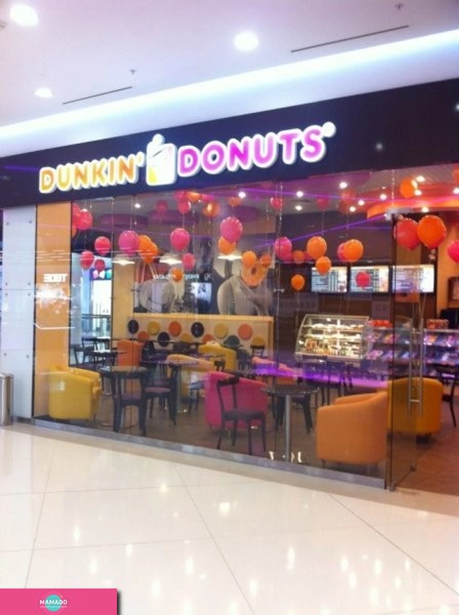 Dunkin' Donuts, "Данкин Донатс", кафе c донатсами в ТРЦ "Калейдоскоп", Москва