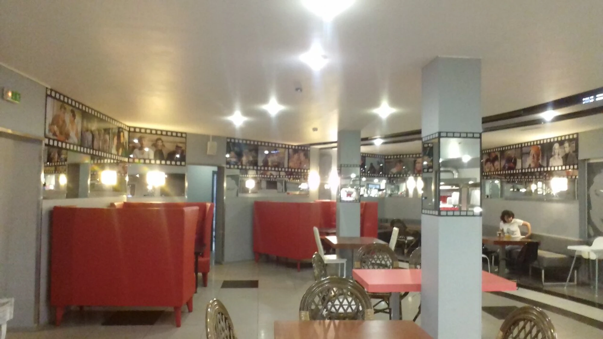 Кино (Кафе )