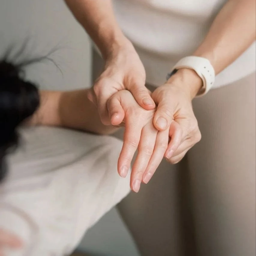 Массаж в студии легкого фитнеса "Мамасита"!