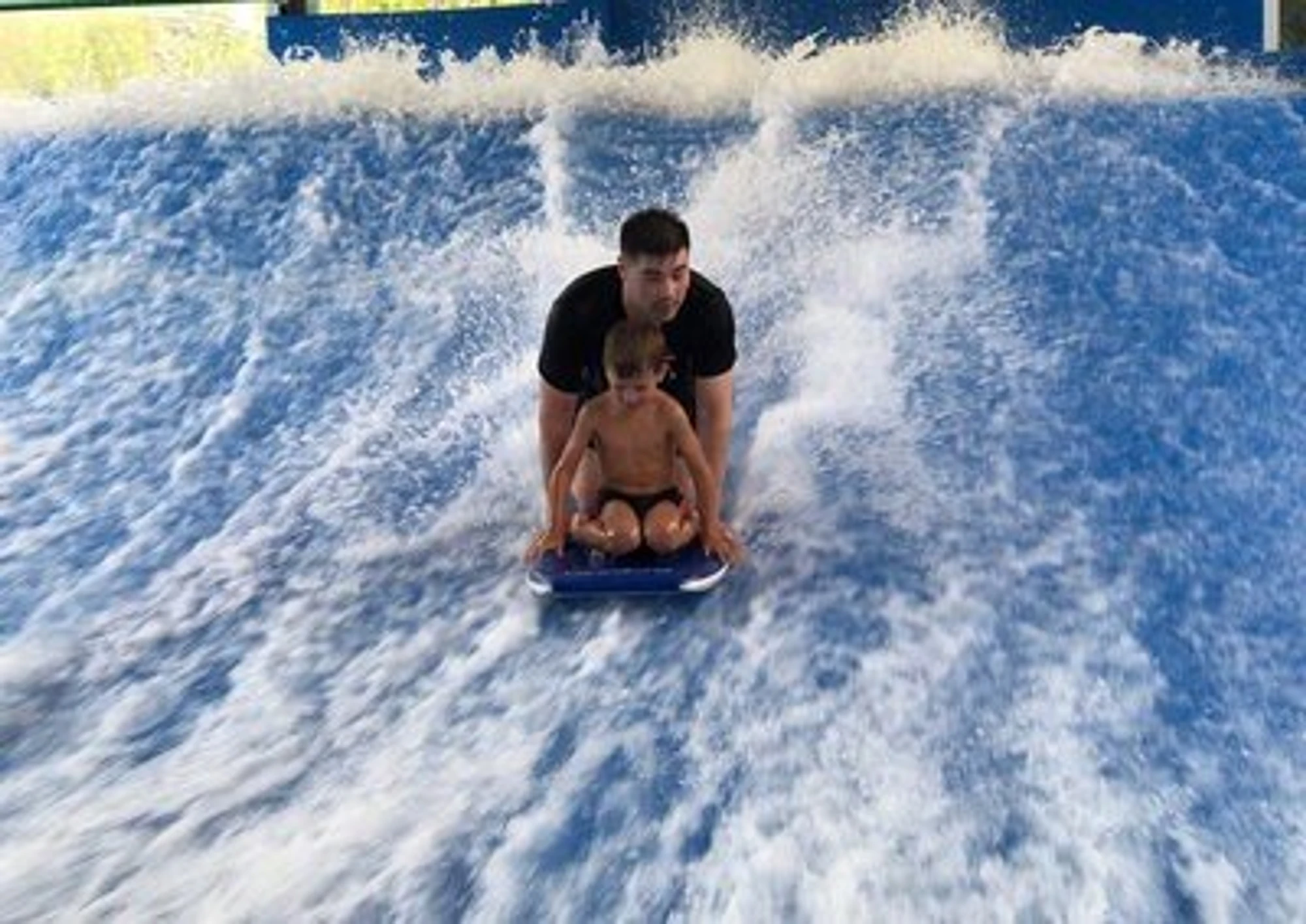 Скидка 50% при покупке билета на весь день в аквапарке "Юна Aqua Life"