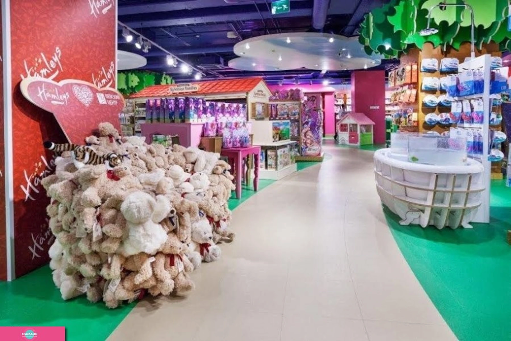 Hamleys, "Хэмлис", магазин игрушек из Англии в ТРК "Невский центр", Санкт-Петербург